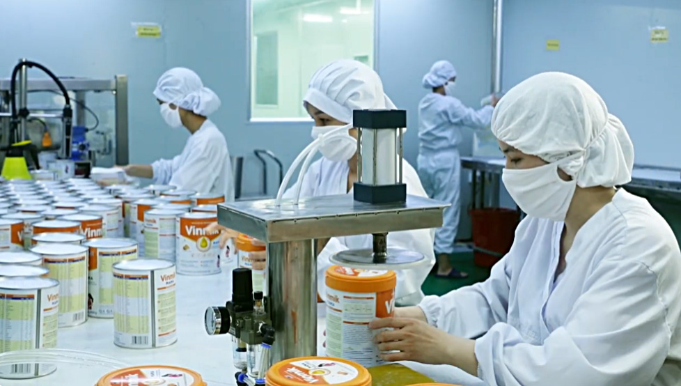Sữa bột Vinmik tại nhà máy Nutriking